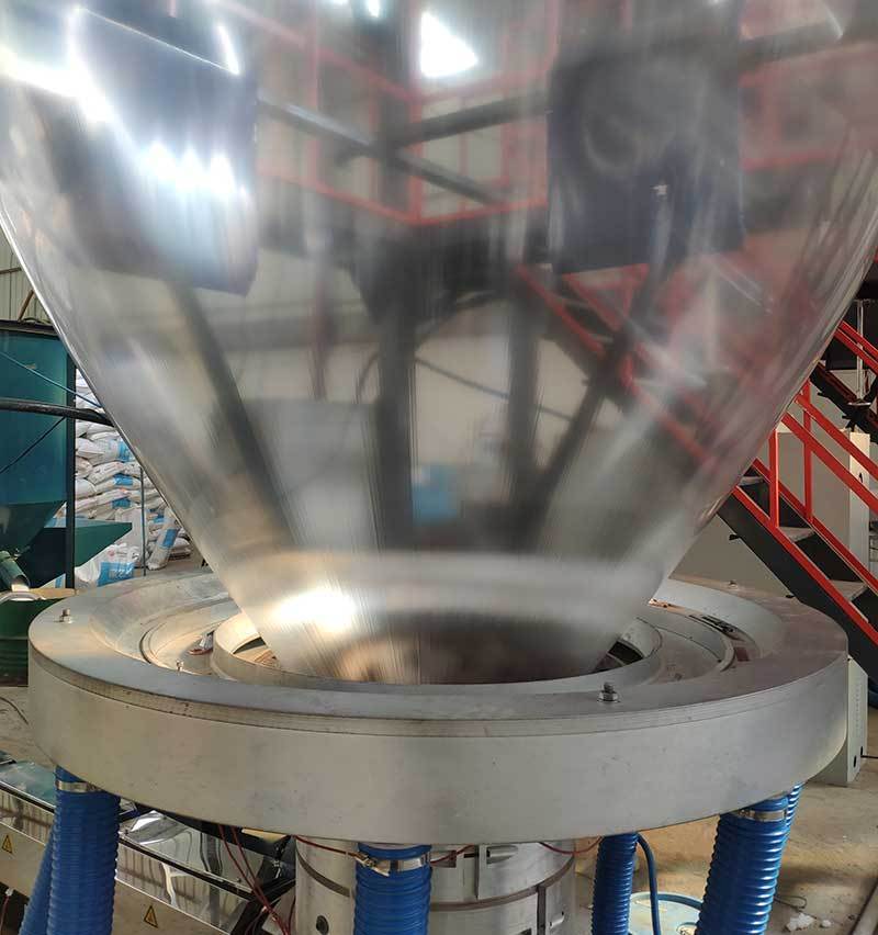 大（dà）棚膜設備3